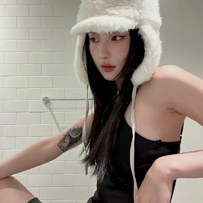 独自夜归的女孩